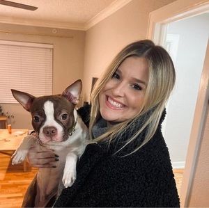 Meet your Posher, Claire